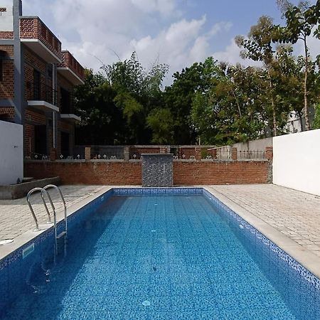 Sol Rouge Private Pool Villa Auroville Exterior photo